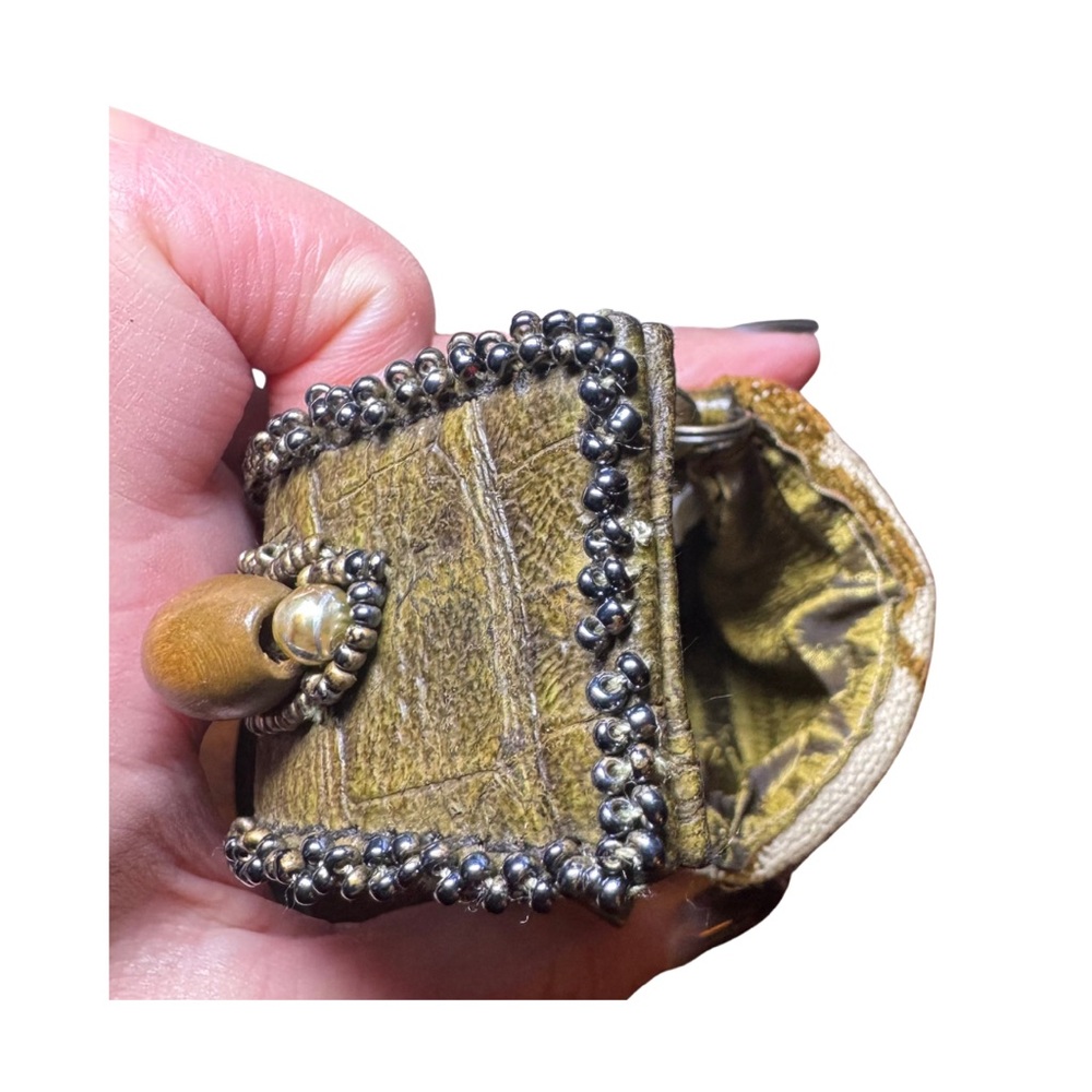 Mary Frances Beaded Mini Wristlet Phone Bag Green Gold Earth Tones - Picture 8 of 9